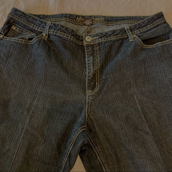 Ashley Stewart woman’s jeans, EUC, plus 18 - Picture 5 of 7